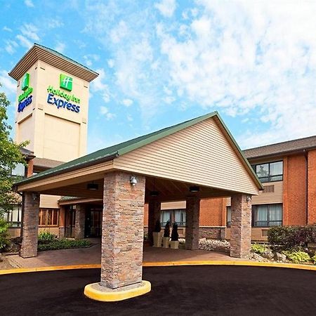 Holiday Inn Express Toronto East - Scarborough By Ihg Екстериор снимка