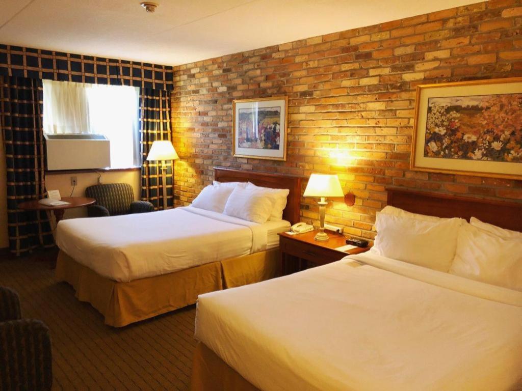 Holiday Inn Express Toronto East - Scarborough By Ihg Екстериор снимка