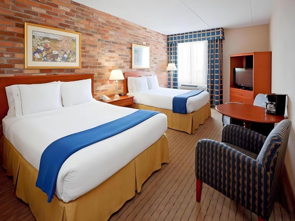 Holiday Inn Express Toronto East - Scarborough By Ihg Екстериор снимка
