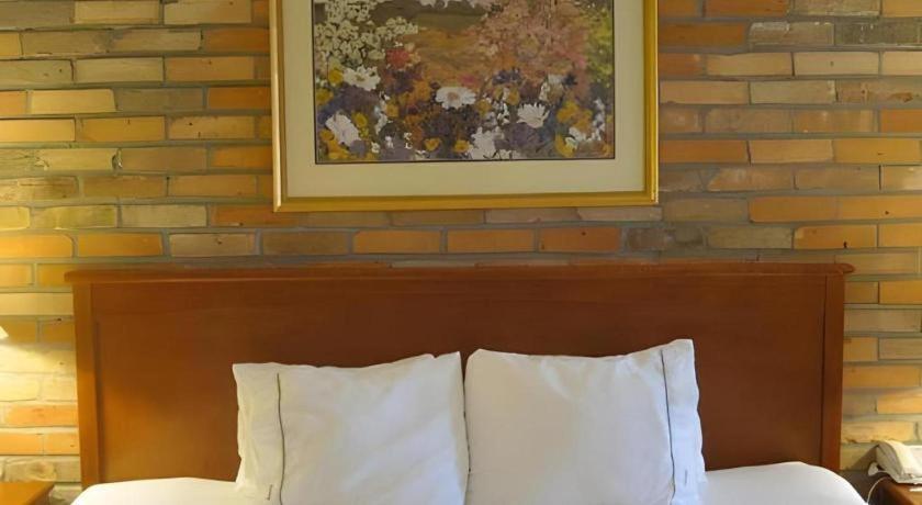 Holiday Inn Express Toronto East - Scarborough By Ihg Екстериор снимка