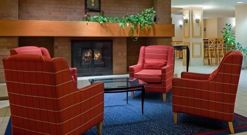 Holiday Inn Express Toronto East - Scarborough By Ihg Екстериор снимка