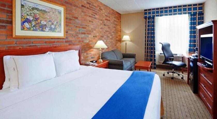 Holiday Inn Express Toronto East - Scarborough By Ihg Екстериор снимка